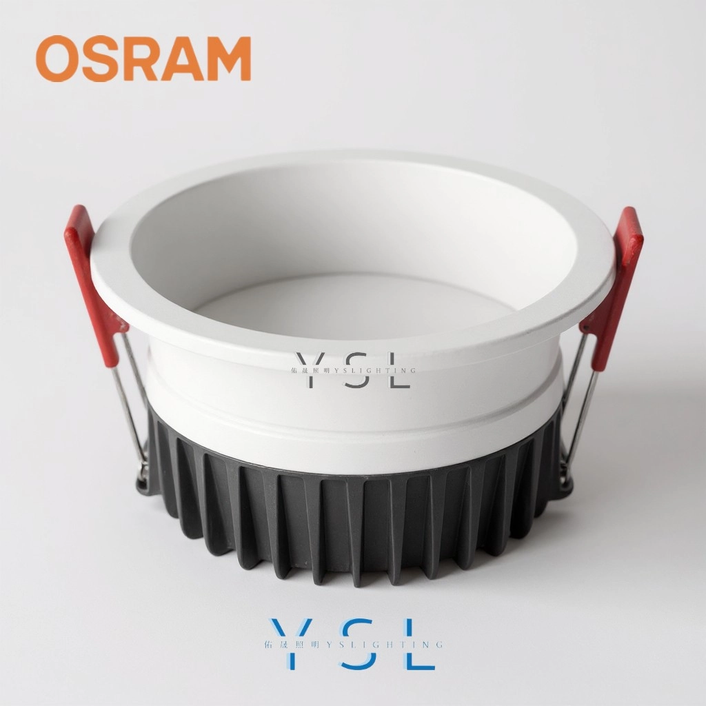 9.5CM │ 細邊內縮擴散板-崁燈