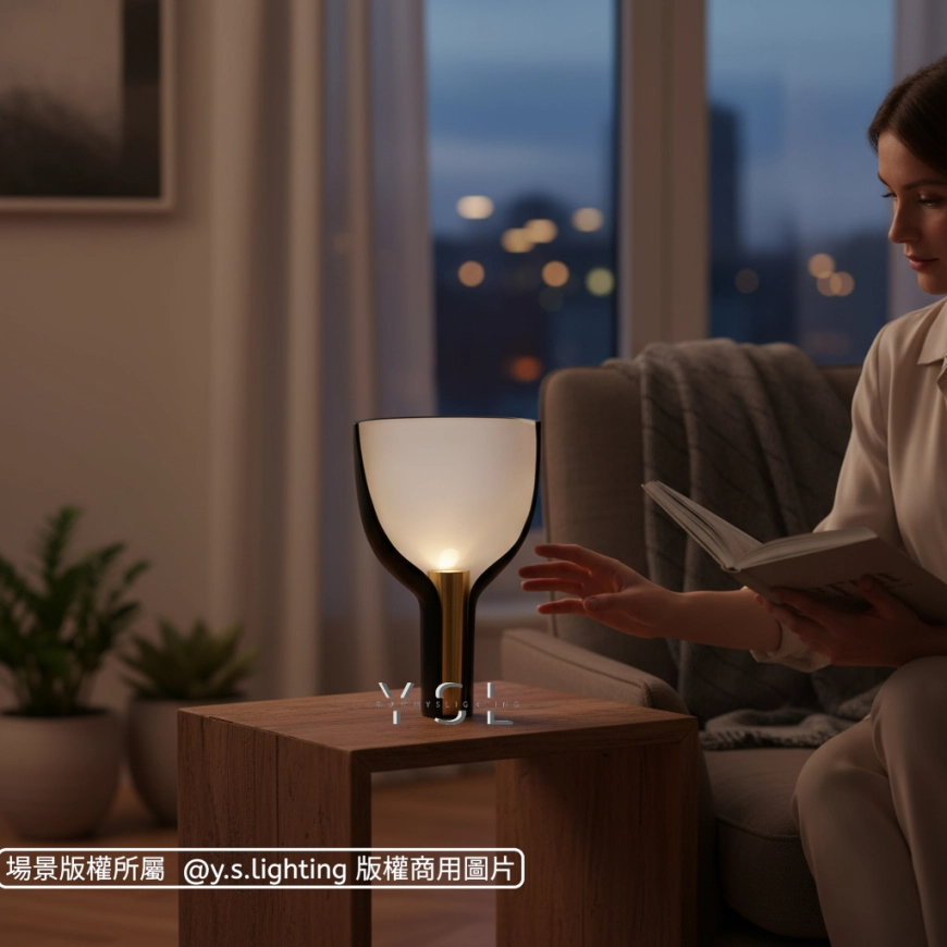 夜幕光杯檯燈