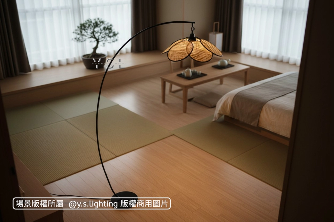 Rament落地燈
