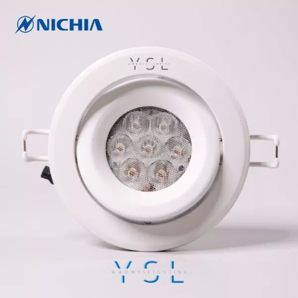 9.3CM │ 轉角崁燈